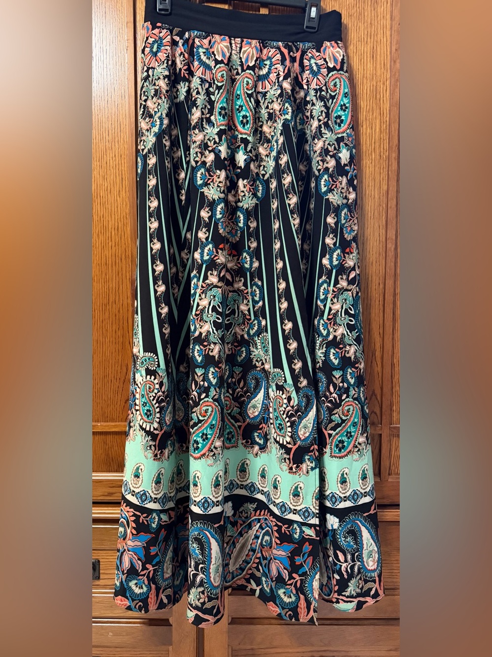 New York & Company Maxi Side-Slit Skirt Paisley Stretch Boho Casual Beach Cruise